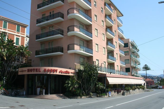 Imagen general del Hotel Bobby Executive. Foto 1