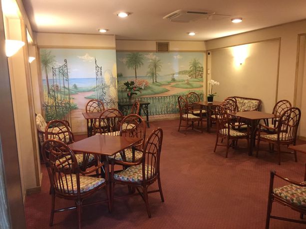 Imagen de los interiores del Hotel Bobby Executive. Foto 20