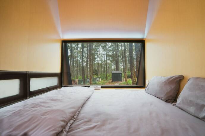 Imagen de la habitación del Hotel Bobocabin Cikole. Foto 12