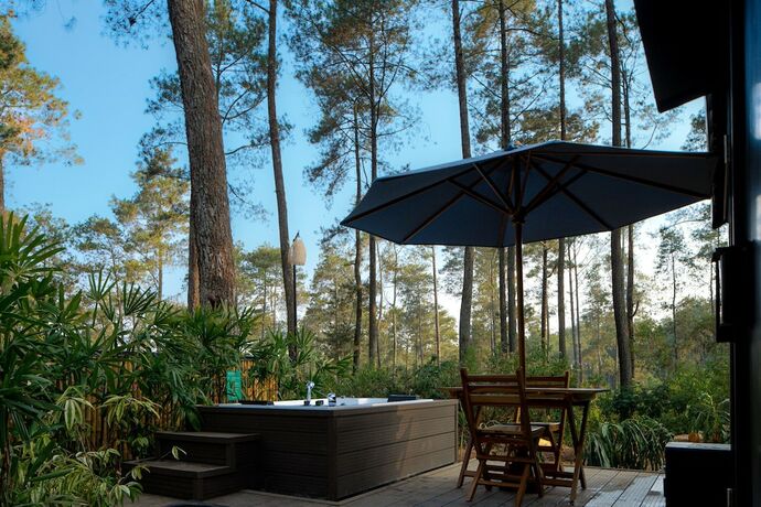 Imagen general del Hotel Bobocabin Cikole. Foto 6