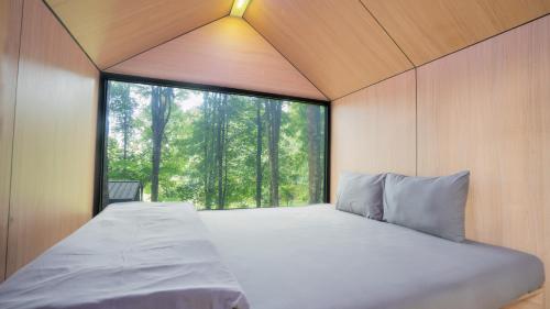 Imagen general del Hotel Bobocabin Ranca Upas, Cimanggu. Foto 2