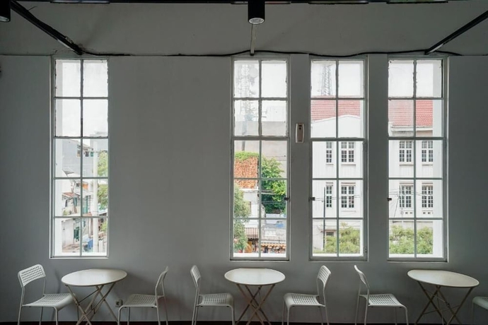 Imagen del bar/restaurante del Hotel Bobopod Kota Tua Jakarta. Foto 1