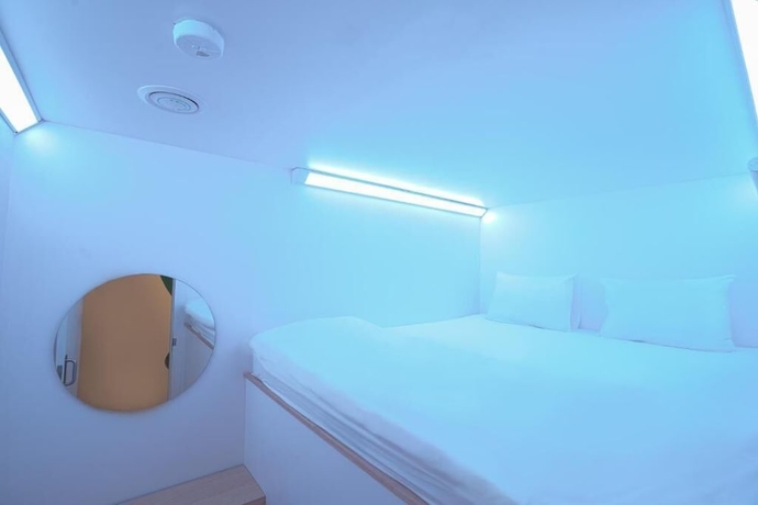 Imagen de la habitación del Hotel Bobopod Malioboro Yogyakarta. Foto 2