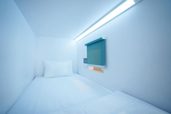 Imagen de la habitación del Hotel Bobopod Malioboro Yogyakarta. Foto 6