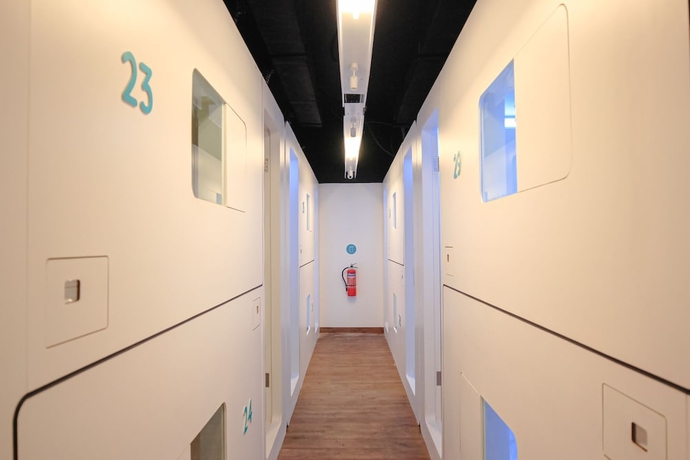 Imagen de los interiores del Hotel Bobopod Mega Mall Bekasi. Foto 9
