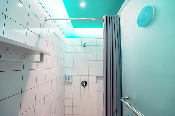 Imagen de la habitación del Hotel Bobopod Slamet Riyadi Solo. Foto 11