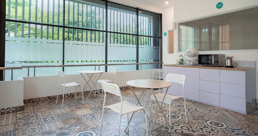 Imagen de los interiores del Hotel Bobopod Slamet Riyadi Solo. Foto 14