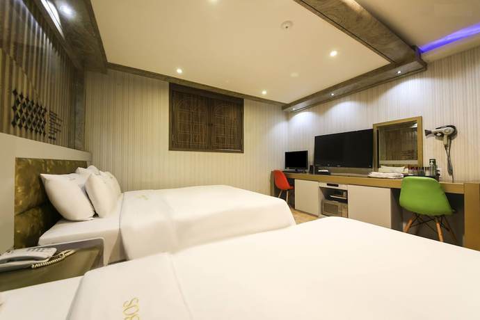 Imagen de la habitación del Hotel Bobos. Foto 9