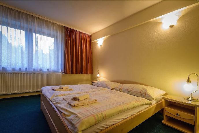 Imagen de la habitación del Hotel Boboty. Foto 17