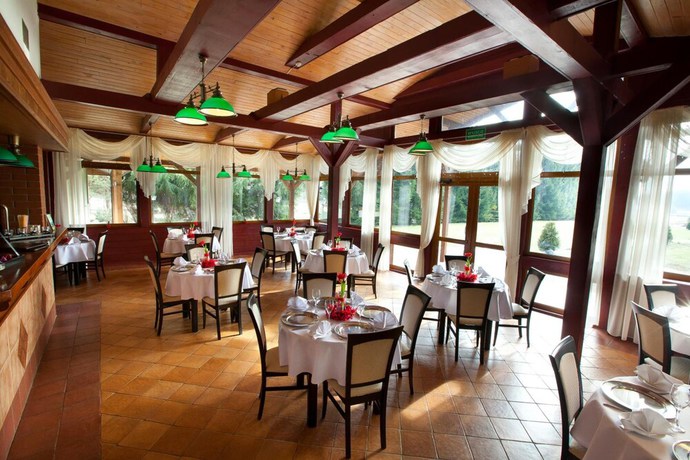 Imagen del bar/restaurante del Hotel Bobrowa Dolina. Foto 3