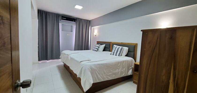 Imagen de la habitación del Hotel Boca Grande Suites. Foto 17
