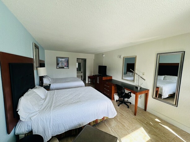 Imagen de la habitación del Hotel Boca Inn. Foto 19
