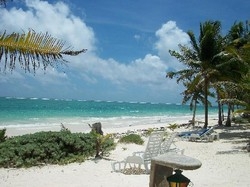 Imagen de los exteriores del Hotel Boca Paila Camps. Foto 3
