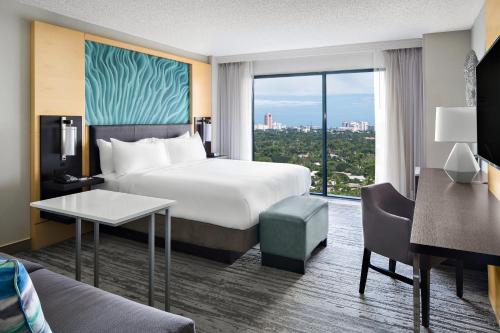 Imagen de la habitación del Hotel Boca Raton Marriott At Boca Center. Foto 8