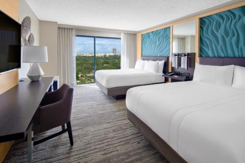 Imagen de la habitación del Hotel Boca Raton Marriott At Boca Center. Foto 9