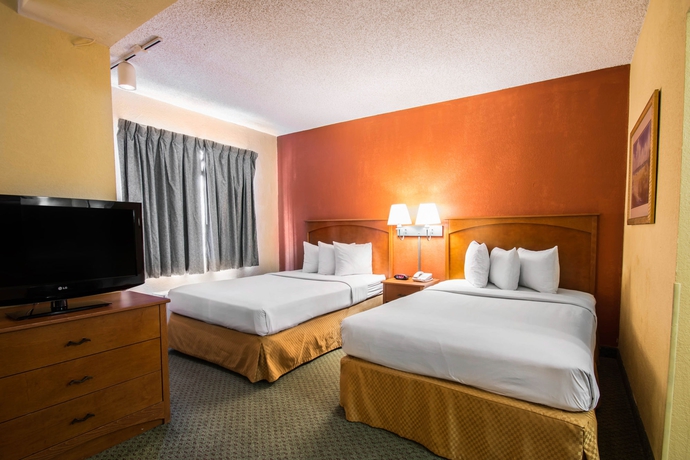 Imagen de la habitación del Hotel Boca Suites Deerfield Beach. Foto 9