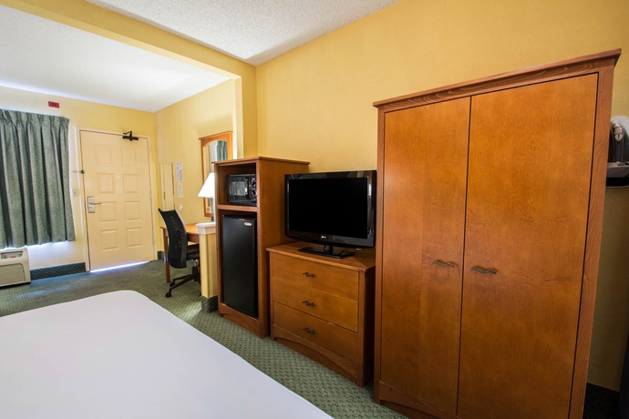 Imagen de la habitación del Hotel Boca Suites Deerfield Beach. Foto 13
