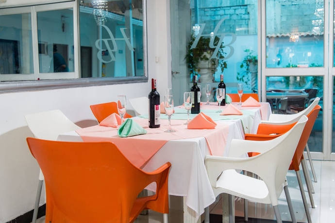 Imagen del bar/restaurante del Hotel Bocagrande. Foto 3