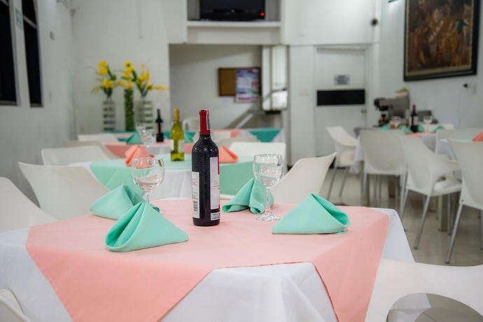 Imagen del bar/restaurante del Hotel Bocagrande. Foto 4