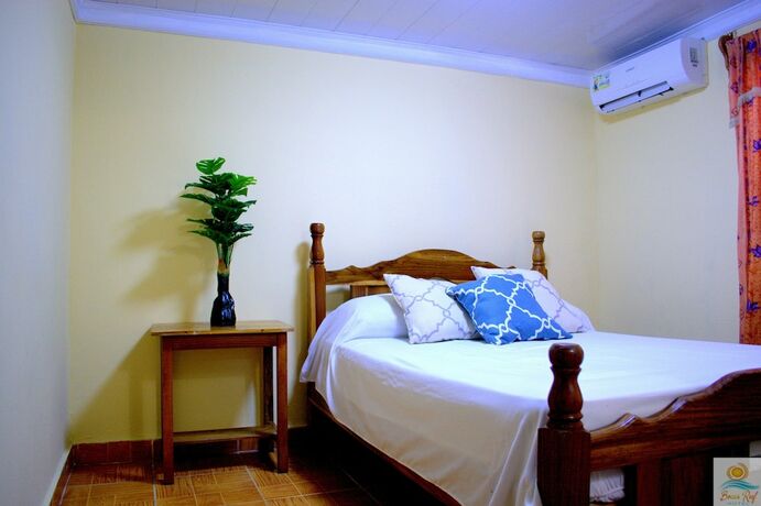 Imagen general del Hotel Bocas Reef. Foto 1