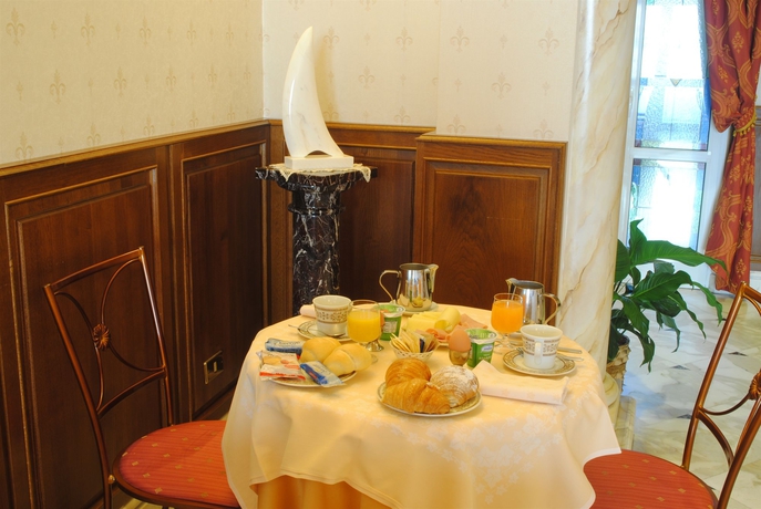 Imagen del bar/restaurante del Hotel Boccaccio, Florencia. Foto 5