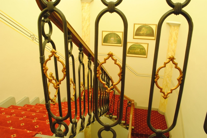 Imagen de los interiores del Hotel Boccaccio, Florencia. Foto 10