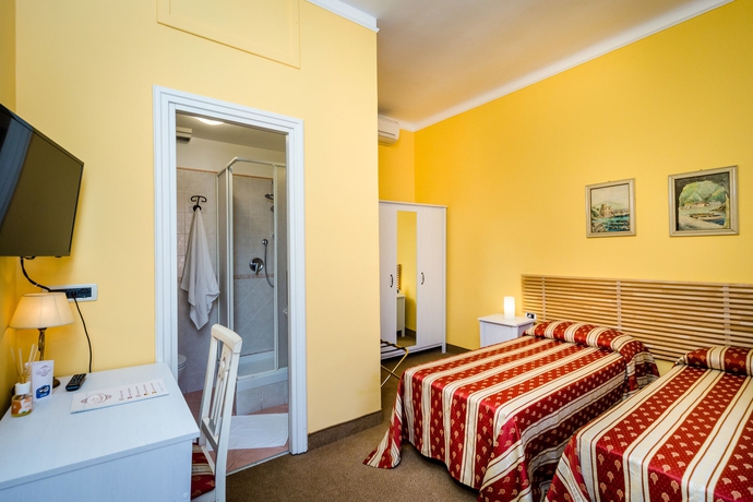 Imagen de los interiores del Hotel Boccascena. Foto 11