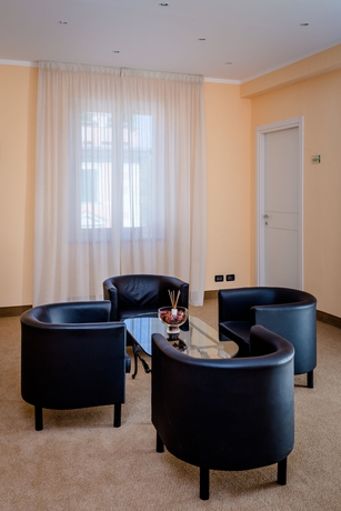 Imagen de los interiores del Hotel Boccascena. Foto 13