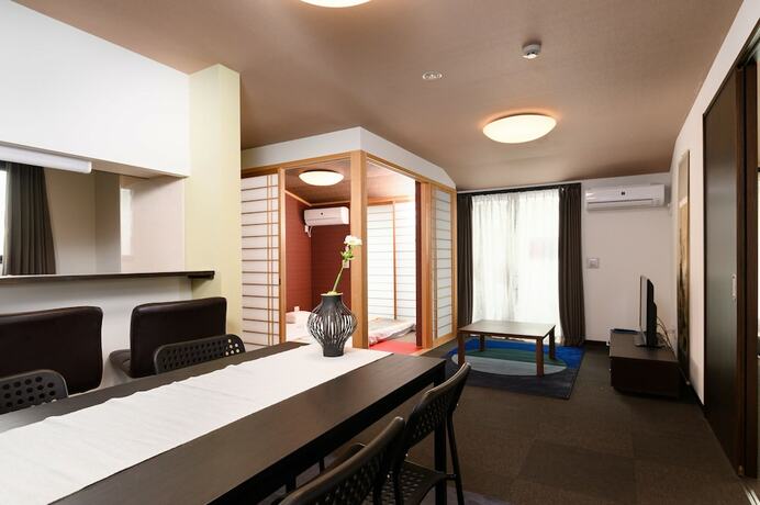 Imagen de la habitación del Hotel Bochibochi Karasuma. Foto 16
