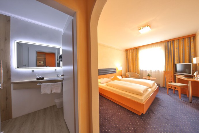 Imagen de la habitación del Hotel Bockmaier. Foto 13