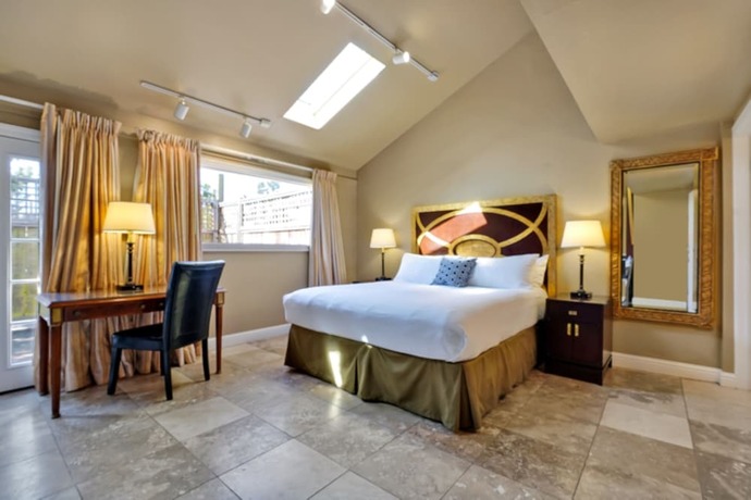 Imagen general del Hotel Bodega Bay Inn. Foto 16