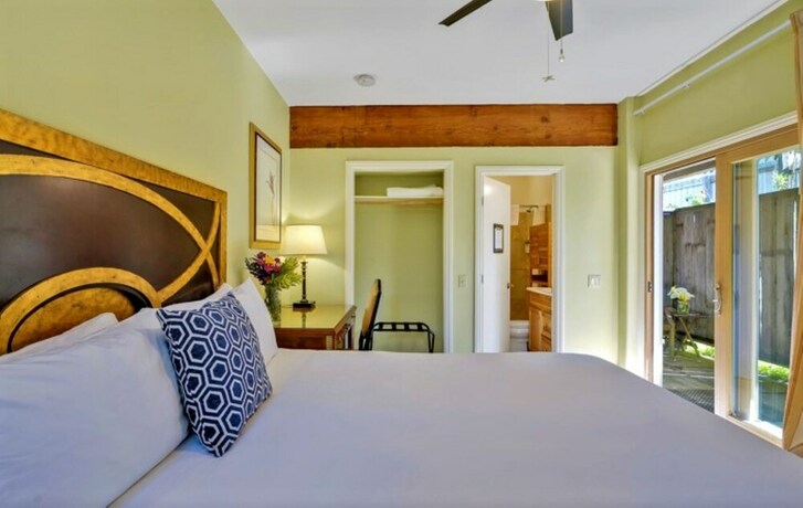 Imagen general del Hotel Bodega Bay Inn. Foto 17