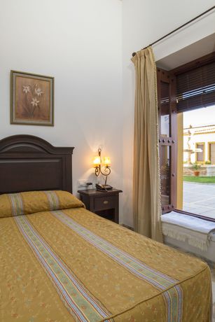 Imagen de la habitación del Hotel Bodega El Moral. Foto 9