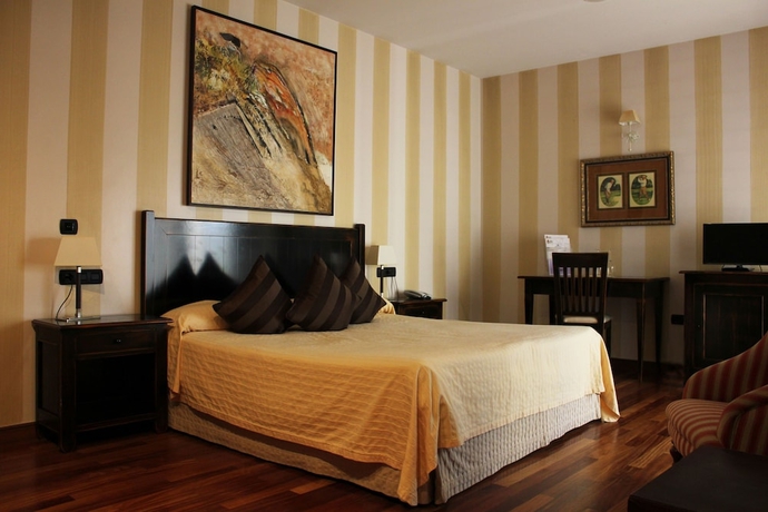 Imagen de la habitación del Hotel Bodega La Casa Del Cofrade. Foto 6