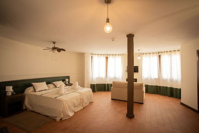 Imagen de la habitación del Hotel Bodegas Campestral. Foto 13