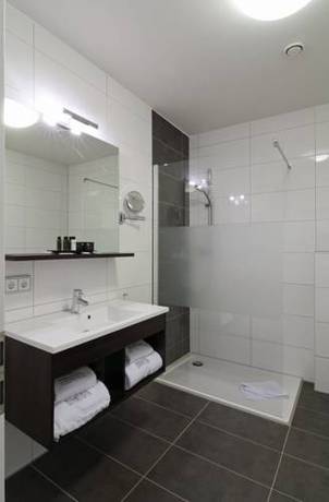 Imagen de la habitación del Hotel Bodensee Sonnenhof. Foto 16