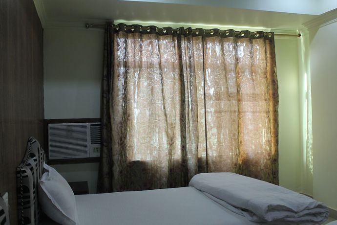 Imagen de la habitación del Hotel Bodhgaya Gautam. Foto 9