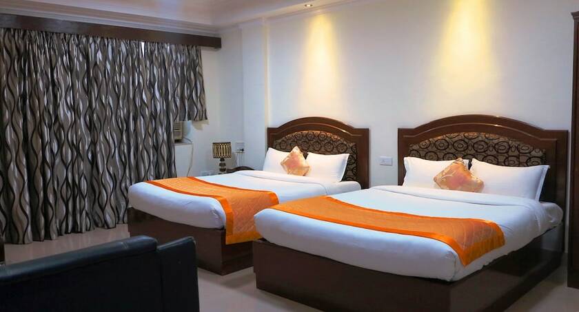 Imagen de la habitación del Hotel Bodhgaya Regency. Foto 19