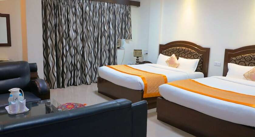 Imagen de la habitación del Hotel Bodhgaya Regency. Foto 21