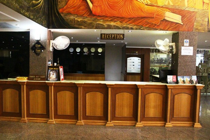 Imagen de los interiores del Hotel Bodhgaya Regency. Foto 27