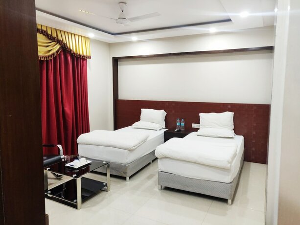 Imagen general del Hotel Bodhgaya Seven Inn N Restaurant. Foto 7