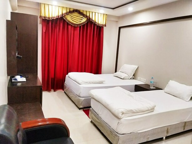 Imagen de la habitación del Hotel Bodhgaya Seven Inn N Restaurant. Foto 19