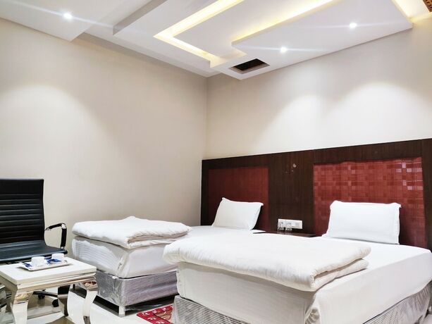 Imagen de la habitación del Hotel Bodhgaya Seven Inn N Restaurant. Foto 29