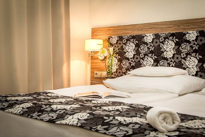 Imagen de la habitación del Hotel Bodrogi K&uacute;ria Wellness. Foto 8