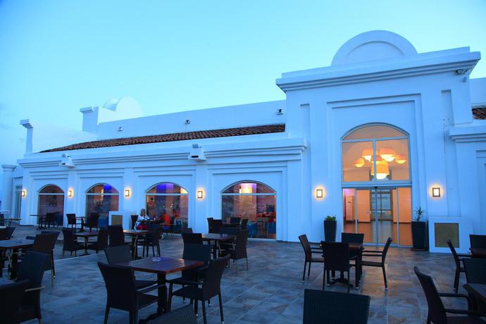 Imagen general del Hotel Bodrum Bay Resort. Foto 6