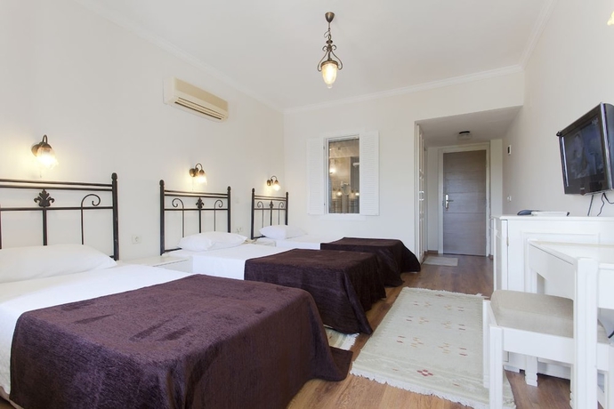 Imagen de la habitación del Hotel Bodrum Gulet. Foto 12
