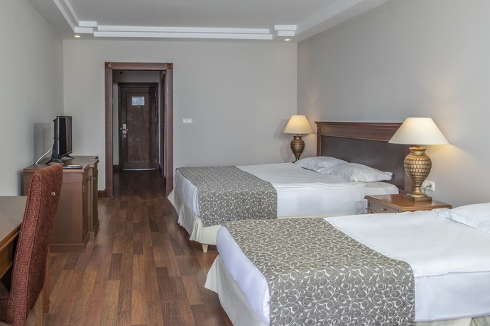 Imagen de la habitación del Hotel Bodrum Holiday Resortandspa. Foto 15