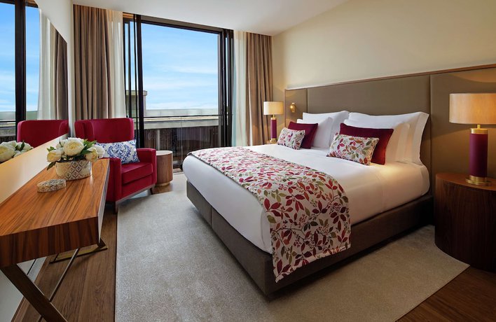 Imagen de la habitación del Hotel Boeira Garden Porto Gaia, Curio Collection By Hilton. Foto 12