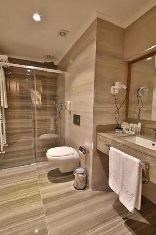 Imagen de la habitación del Hotel Bof Uludağ Ski & Convention Resort. Foto 8