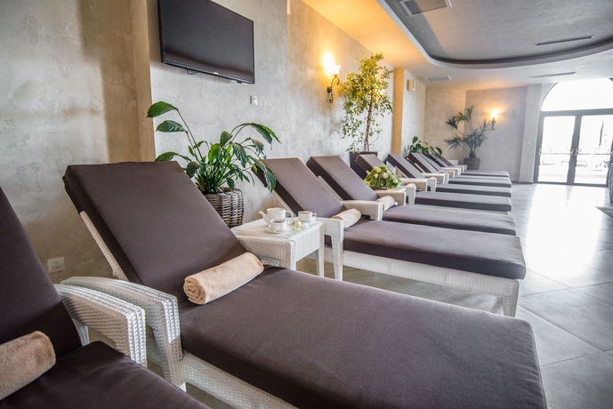 Imagen de la piscina del Hotel Bogatyr Hotel. Foto 6